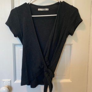A&F Ribbed Wrap Shirt - Size XXS (Black)